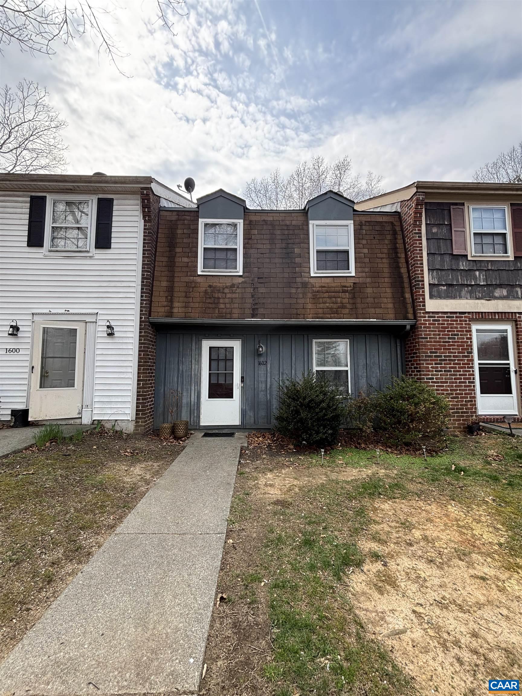 1602 TOWNWOOD CT, CHARLOTTESVILLE, Virginia 22901, 3 Bedrooms Bedrooms, ,1 BathroomBathrooms,Residential,1602 TOWNWOOD CT,675140 MLS # 675140 1602 TOWNWOOD CT, CHARLOTTESVILLE, Virginia 22901, 3 Bedrooms Bedrooms, ,1 BathroomBathrooms,Residential,1602 TOWNWOOD CT,675140 MLS # 675140