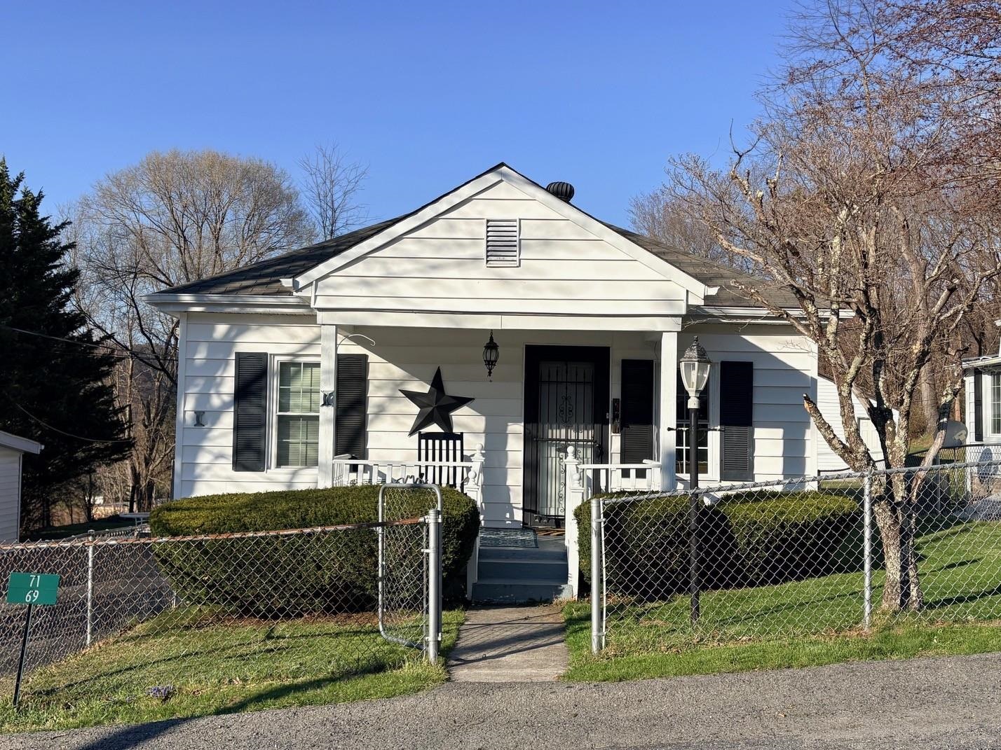 71 KINGSTOWN LN, HOT SPRINGS, Virginia 24445, 4 Bedrooms Bedrooms, ,2 BathroomsBathrooms,Residential,71 KINGSTOWN LN,675144 MLS # 675144