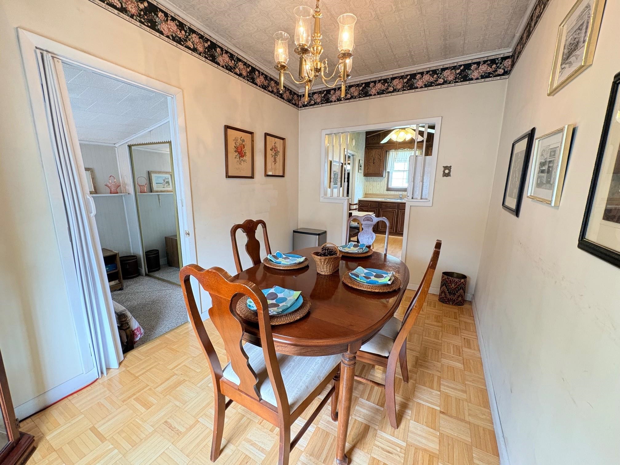 71 KINGSTOWN LN, HOT SPRINGS, Virginia 24445, 4 Bedrooms Bedrooms, ,2 BathroomsBathrooms,Residential,71 KINGSTOWN LN,675144 MLS # 675144 71 KINGSTOWN LN, HOT SPRINGS, Virginia 24445, 4 Bedrooms Bedrooms, ,2 BathroomsBathrooms,Residential,71 KINGSTOWN LN,675144 MLS # 675144