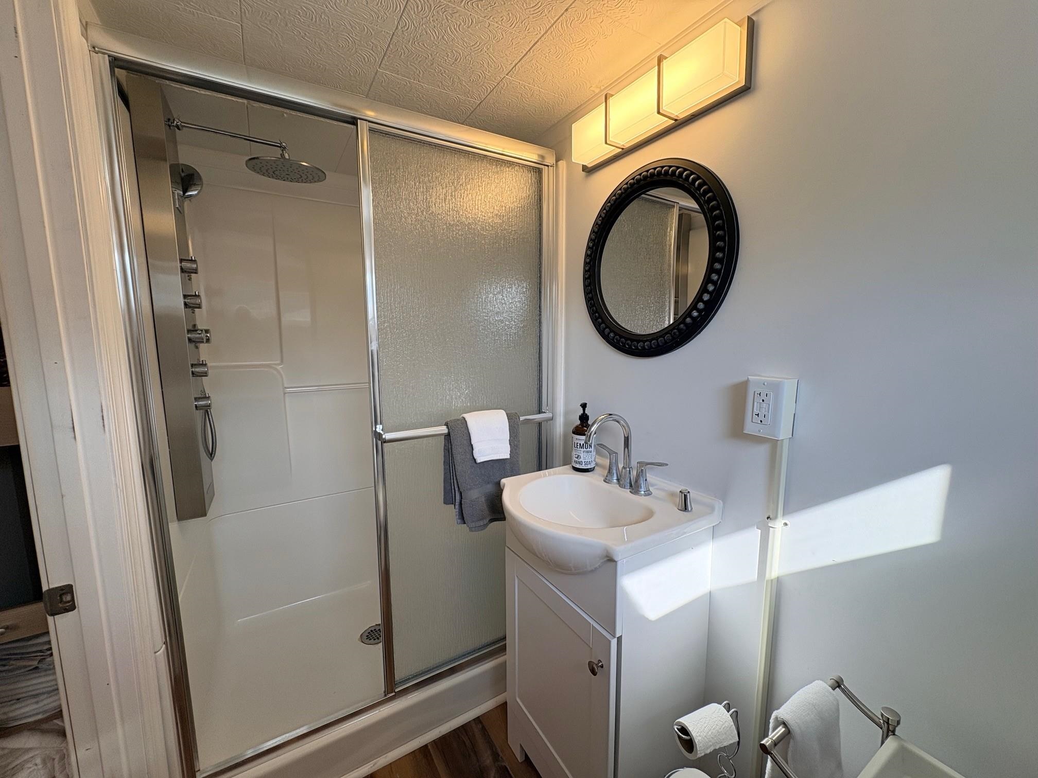 71 KINGSTOWN LN, HOT SPRINGS, Virginia 24445, 4 Bedrooms Bedrooms, ,2 BathroomsBathrooms,Residential,71 KINGSTOWN LN,675144 MLS # 675144 71 KINGSTOWN LN, HOT SPRINGS, Virginia 24445, 4 Bedrooms Bedrooms, ,2 BathroomsBathrooms,Residential,71 KINGSTOWN LN,675144 MLS # 675144