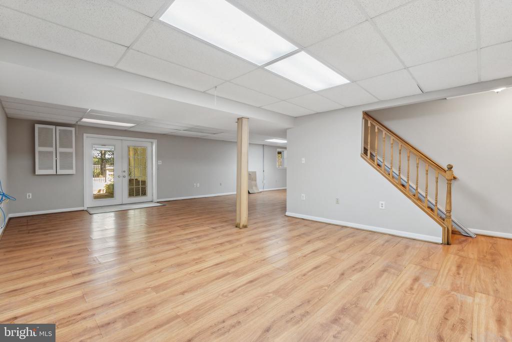 7708 CASTLEBURY CT, WARRENTON, Virginia 20186, 3 Bedrooms Bedrooms, ,2 BathroomsBathrooms,Residential,7708 CASTLEBURY CT,VAFQ2016668 MLS # VAFQ2016668