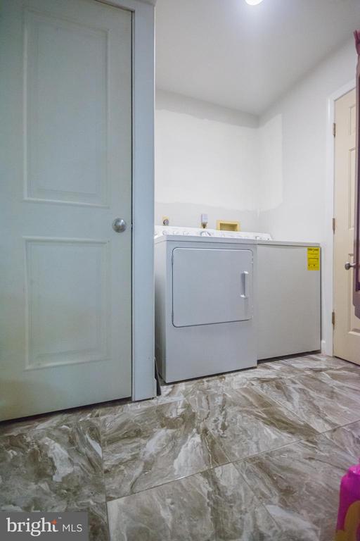 6867 MAPLEWOOD DR, BEALETON, Virginia, 5 Bedrooms Bedrooms, ,3 BathroomsBathrooms,Residential,6867 MAPLEWOOD DR,VAFQ2020582 MLS # VAFQ2020582