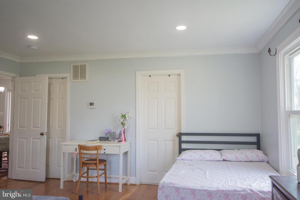 6867 MAPLEWOOD DR, BEALETON, Virginia, 5 Bedrooms Bedrooms, ,3 BathroomsBathrooms,Residential,6867 MAPLEWOOD DR,VAFQ2020582 MLS # VAFQ2020582