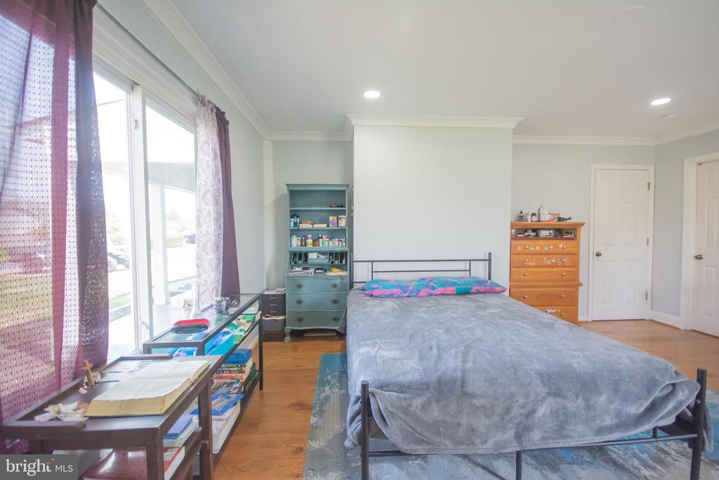 6867 MAPLEWOOD DR, BEALETON, Virginia, 5 Bedrooms Bedrooms, ,3 BathroomsBathrooms,Residential,6867 MAPLEWOOD DR,VAFQ2020582 MLS # VAFQ2020582