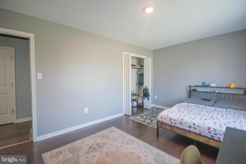 6867 MAPLEWOOD DR, BEALETON, Virginia, 5 Bedrooms Bedrooms, ,3 BathroomsBathrooms,Residential,6867 MAPLEWOOD DR,VAFQ2020582 MLS # VAFQ2020582