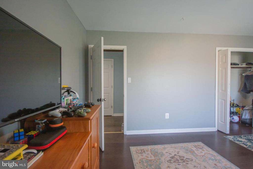 6867 MAPLEWOOD DR, BEALETON, Virginia, 5 Bedrooms Bedrooms, ,3 BathroomsBathrooms,Residential,6867 MAPLEWOOD DR,VAFQ2020582 MLS # VAFQ2020582