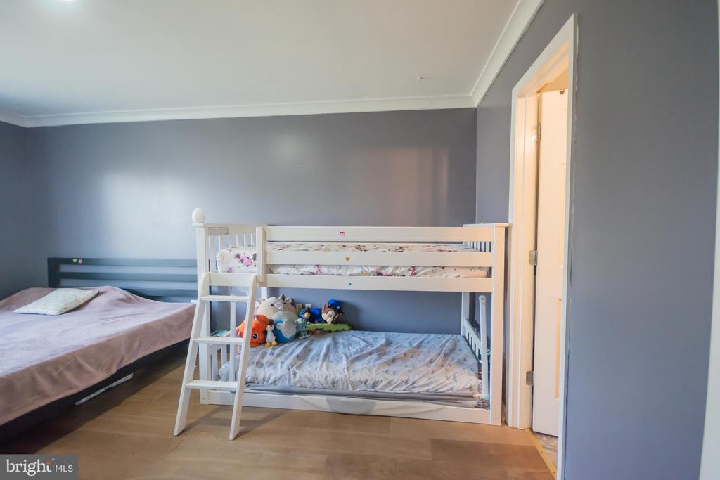 6867 MAPLEWOOD DR, BEALETON, Virginia, 5 Bedrooms Bedrooms, ,3 BathroomsBathrooms,Residential,6867 MAPLEWOOD DR,VAFQ2020582 MLS # VAFQ2020582