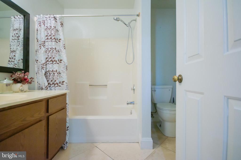 6867 MAPLEWOOD DR, BEALETON, Virginia, 5 Bedrooms Bedrooms, ,3 BathroomsBathrooms,Residential,6867 MAPLEWOOD DR,VAFQ2020582 MLS # VAFQ2020582