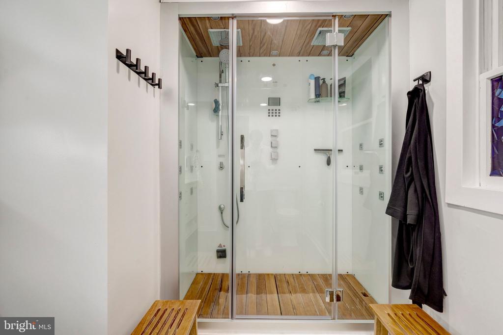 4645 MORGANS BLUFF DR, MARSHALL, Virginia, 3 Bedrooms Bedrooms, ,2 BathroomsBathrooms,Residential,4645 MORGANS BLUFF DR,VAFQ2020780 MLS # VAFQ2020780