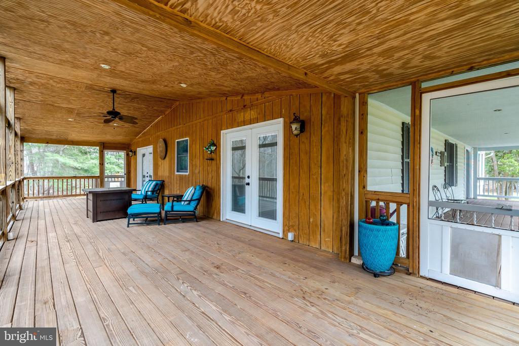 4645 MORGANS BLUFF DR, MARSHALL, Virginia, 3 Bedrooms Bedrooms, ,2 BathroomsBathrooms,Residential,4645 MORGANS BLUFF DR,VAFQ2020780 MLS # VAFQ2020780