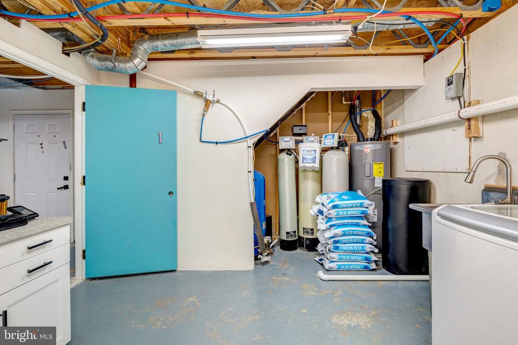 4645 MORGANS BLUFF DR, MARSHALL, Virginia, 3 Bedrooms Bedrooms, ,2 BathroomsBathrooms,Residential,4645 MORGANS BLUFF DR,VAFQ2020780 MLS # VAFQ2020780