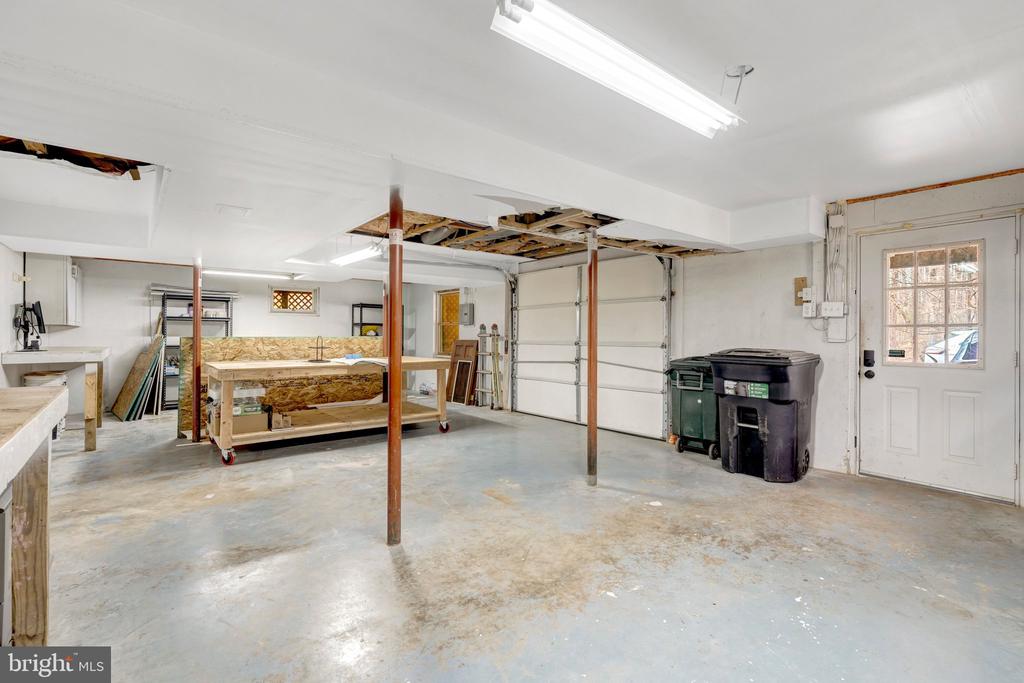 4645 MORGANS BLUFF DR, MARSHALL, Virginia, 3 Bedrooms Bedrooms, ,2 BathroomsBathrooms,Residential,4645 MORGANS BLUFF DR,VAFQ2020780 MLS # VAFQ2020780