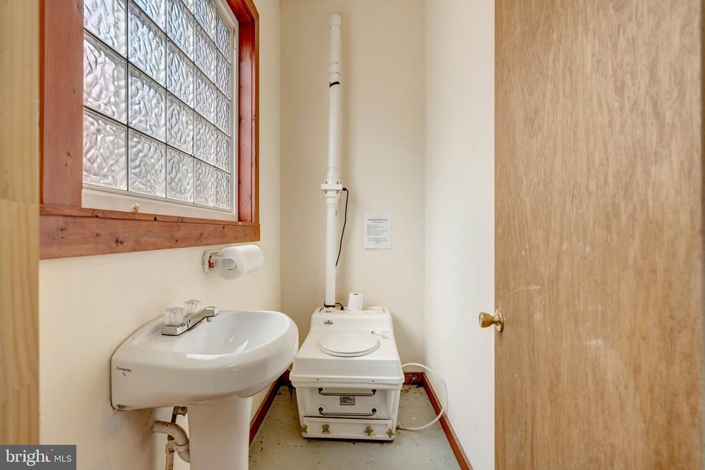 4645 MORGANS BLUFF DR, MARSHALL, Virginia, 3 Bedrooms Bedrooms, ,2 BathroomsBathrooms,Residential,4645 MORGANS BLUFF DR,VAFQ2020780 MLS # VAFQ2020780