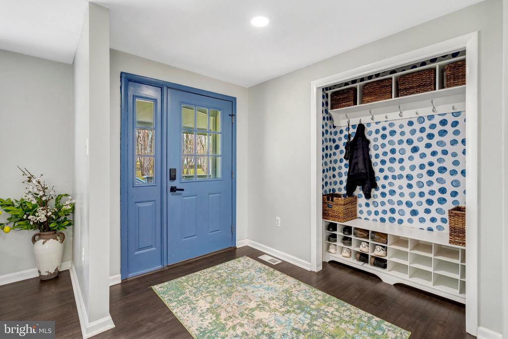 4645 MORGANS BLUFF DR, MARSHALL, Virginia, 3 Bedrooms Bedrooms, ,2 BathroomsBathrooms,Residential,4645 MORGANS BLUFF DR,VAFQ2020780 MLS # VAFQ2020780