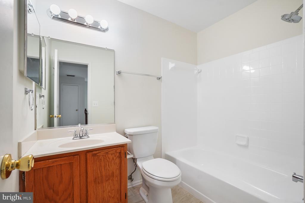 746 ARBOR CT, WARRENTON, Virginia 20186, 3 Bedrooms Bedrooms, ,3 BathroomsBathrooms,Residential,746 ARBOR CT,VAFQ2020936 MLS # VAFQ2020936 746 ARBOR CT, WARRENTON, Virginia 20186, 3 Bedrooms Bedrooms, ,3 BathroomsBathrooms,Residential,746 ARBOR CT,VAFQ2020936 MLS # VAFQ2020936