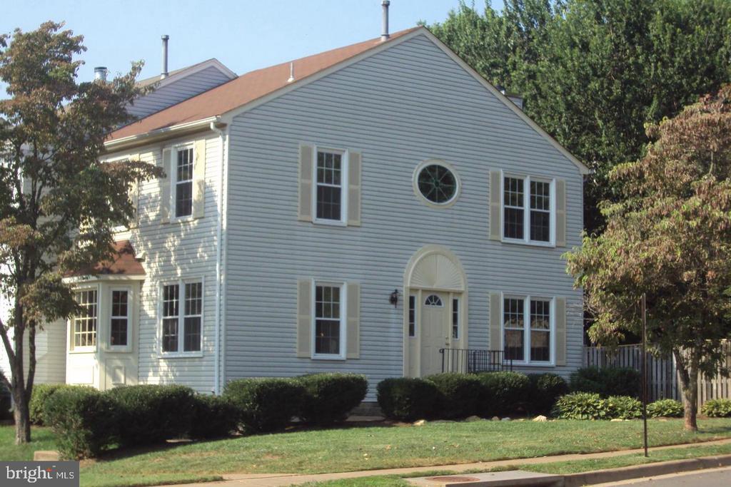 746 ARBOR CT, WARRENTON, Virginia 20186, 3 Bedrooms Bedrooms, ,3 BathroomsBathrooms,Residential,746 ARBOR CT,VAFQ2020936 MLS # VAFQ2020936 746 ARBOR CT, WARRENTON, Virginia 20186, 3 Bedrooms Bedrooms, ,3 BathroomsBathrooms,Residential,746 ARBOR CT,VAFQ2020936 MLS # VAFQ2020936