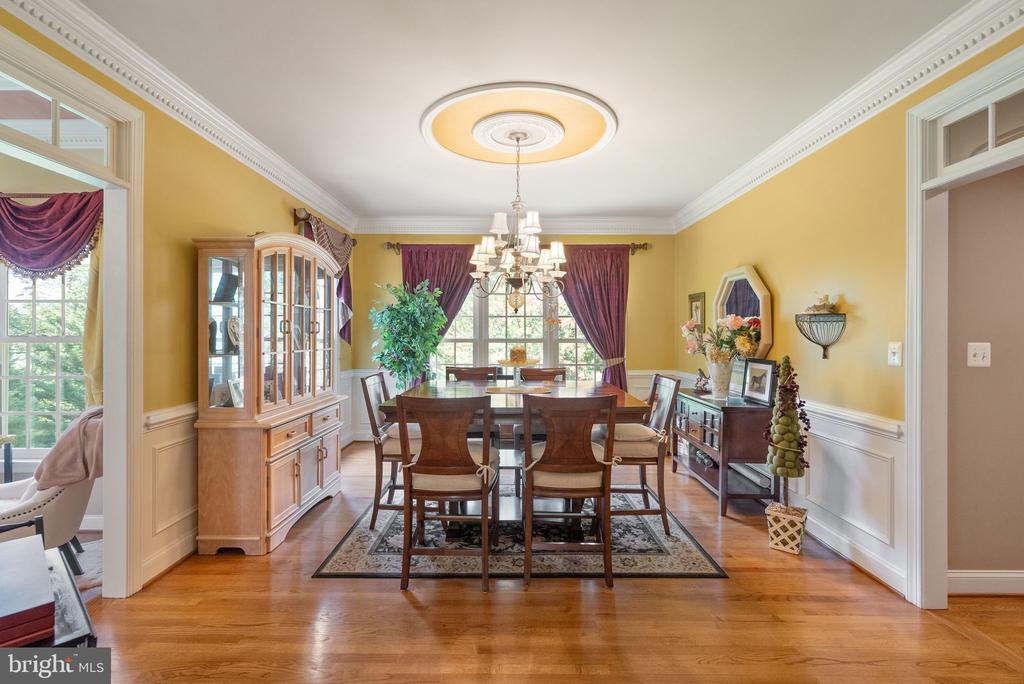 7188 KENTHURST LN, THE PLAINS, Virginia, 5 Bedrooms Bedrooms, ,4 BathroomsBathrooms,Residential,7188 KENTHURST LN,VAFQ2020798 MLS # VAFQ2020798