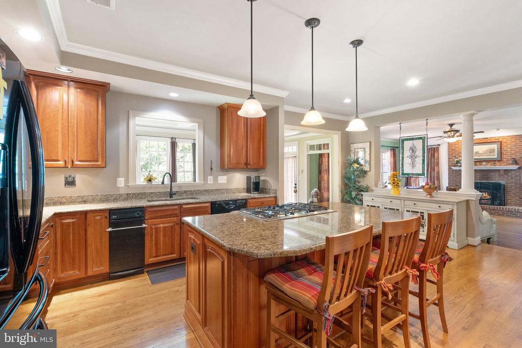 7188 KENTHURST LN, THE PLAINS, Virginia, 5 Bedrooms Bedrooms, ,4 BathroomsBathrooms,Residential,7188 KENTHURST LN,VAFQ2020798 MLS # VAFQ2020798