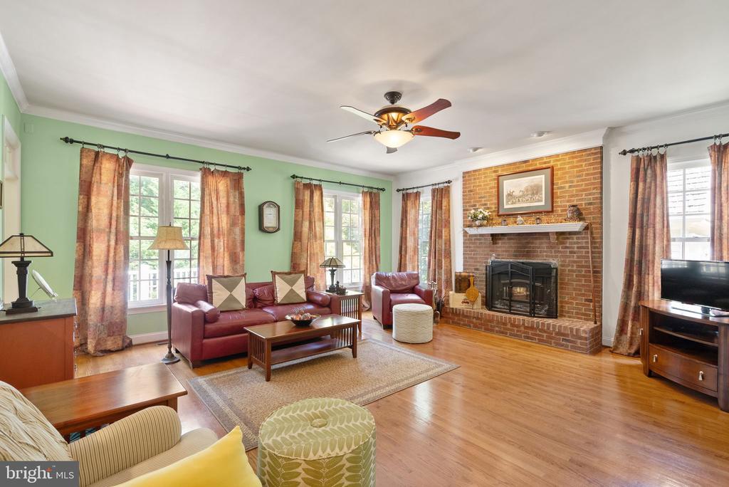 7188 KENTHURST LN, THE PLAINS, Virginia, 5 Bedrooms Bedrooms, ,4 BathroomsBathrooms,Residential,7188 KENTHURST LN,VAFQ2020798 MLS # VAFQ2020798