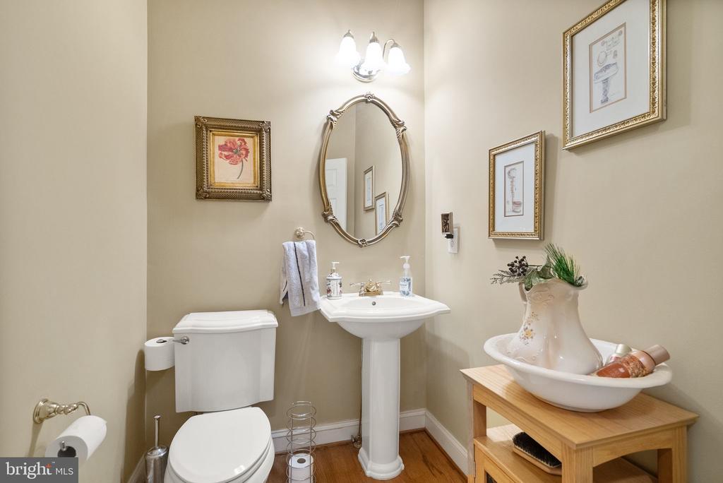 7188 KENTHURST LN, THE PLAINS, Virginia, 5 Bedrooms Bedrooms, ,4 BathroomsBathrooms,Residential,7188 KENTHURST LN,VAFQ2020798 MLS # VAFQ2020798