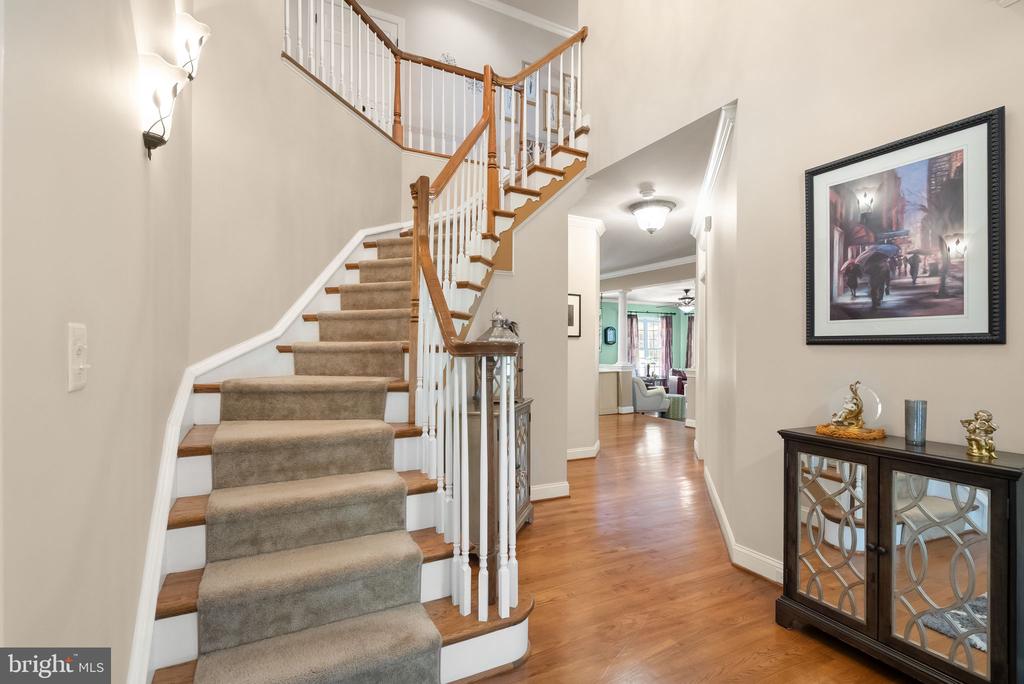 7188 KENTHURST LN, THE PLAINS, Virginia, 5 Bedrooms Bedrooms, ,4 BathroomsBathrooms,Residential,7188 KENTHURST LN,VAFQ2020798 MLS # VAFQ2020798