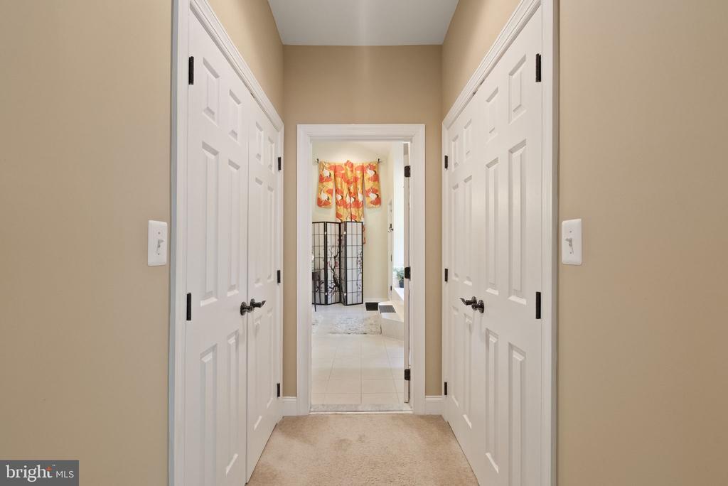 7188 KENTHURST LN, THE PLAINS, Virginia, 5 Bedrooms Bedrooms, ,4 BathroomsBathrooms,Residential,7188 KENTHURST LN,VAFQ2020798 MLS # VAFQ2020798