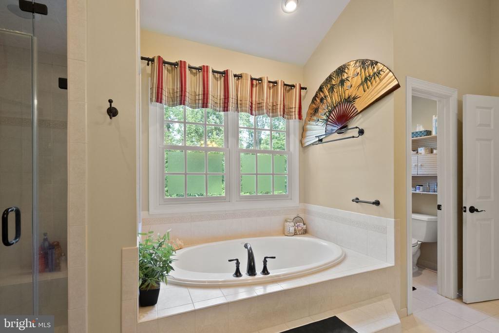 7188 KENTHURST LN, THE PLAINS, Virginia, 5 Bedrooms Bedrooms, ,4 BathroomsBathrooms,Residential,7188 KENTHURST LN,VAFQ2020798 MLS # VAFQ2020798