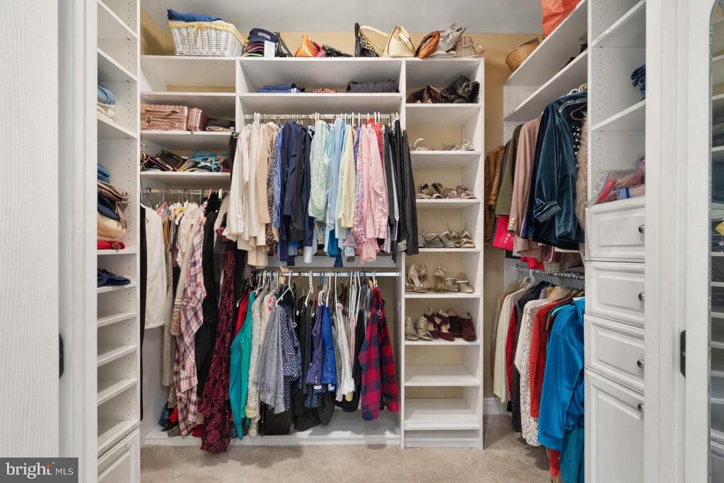 7188 KENTHURST LN, THE PLAINS, Virginia, 5 Bedrooms Bedrooms, ,4 BathroomsBathrooms,Residential,7188 KENTHURST LN,VAFQ2020798 MLS # VAFQ2020798