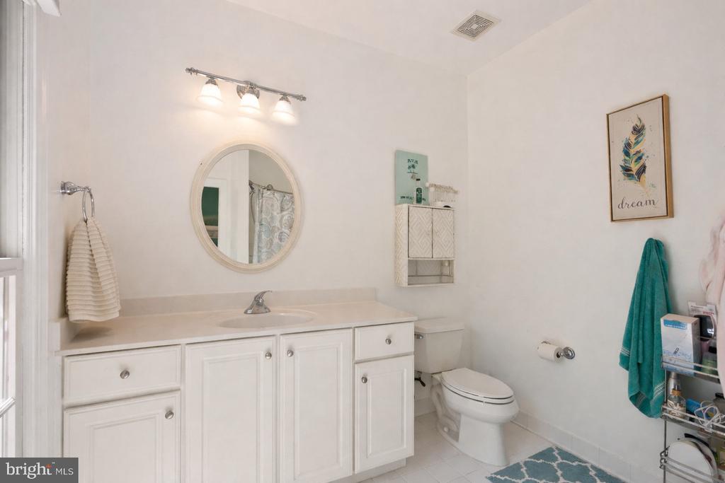 7188 KENTHURST LN, THE PLAINS, Virginia, 5 Bedrooms Bedrooms, ,4 BathroomsBathrooms,Residential,7188 KENTHURST LN,VAFQ2020798 MLS # VAFQ2020798