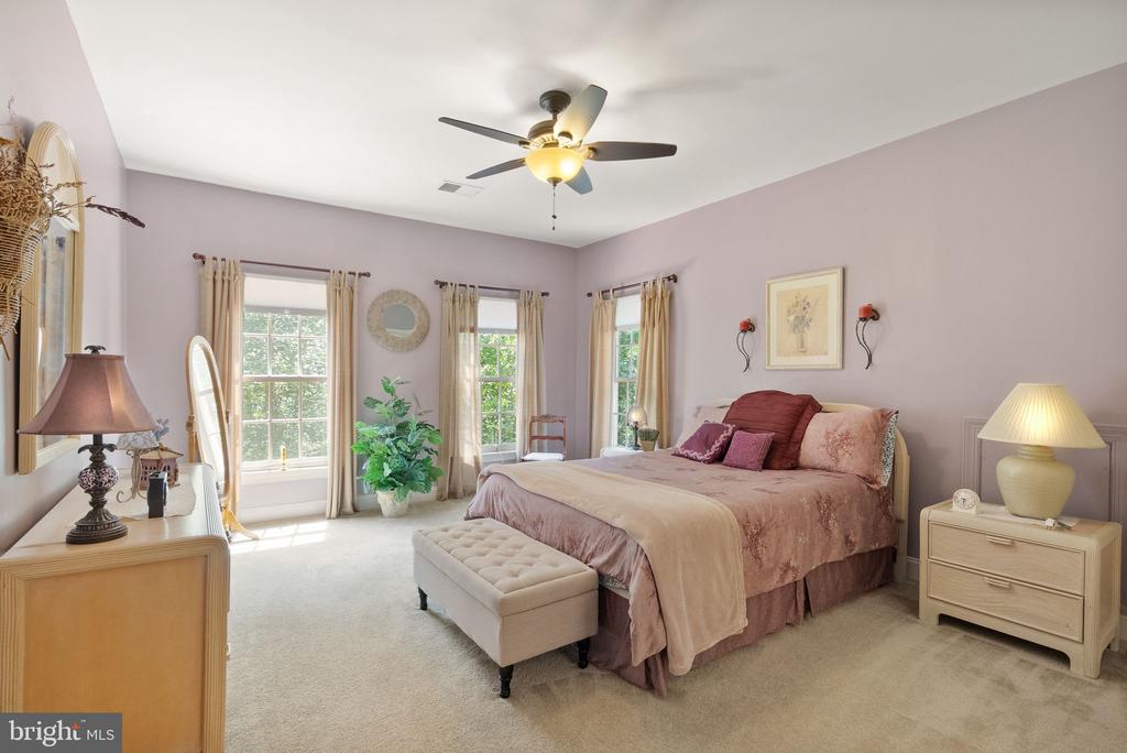 7188 KENTHURST LN, THE PLAINS, Virginia, 5 Bedrooms Bedrooms, ,4 BathroomsBathrooms,Residential,7188 KENTHURST LN,VAFQ2020798 MLS # VAFQ2020798