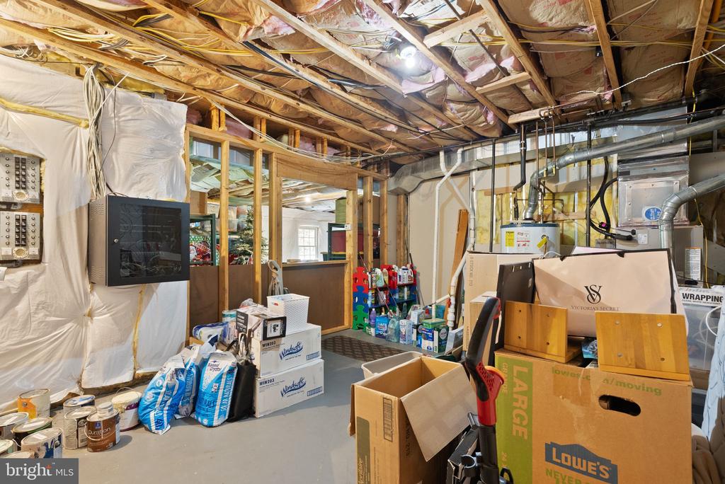 7188 KENTHURST LN, THE PLAINS, Virginia, 5 Bedrooms Bedrooms, ,4 BathroomsBathrooms,Residential,7188 KENTHURST LN,VAFQ2020798 MLS # VAFQ2020798