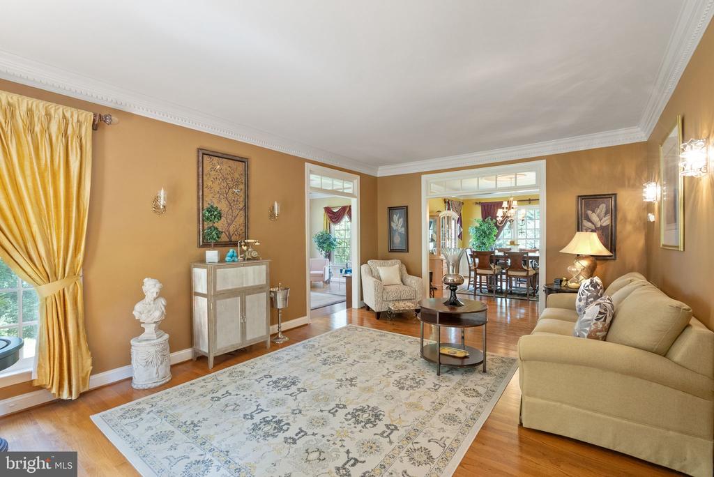 7188 KENTHURST LN, THE PLAINS, Virginia, 5 Bedrooms Bedrooms, ,4 BathroomsBathrooms,Residential,7188 KENTHURST LN,VAFQ2020798 MLS # VAFQ2020798