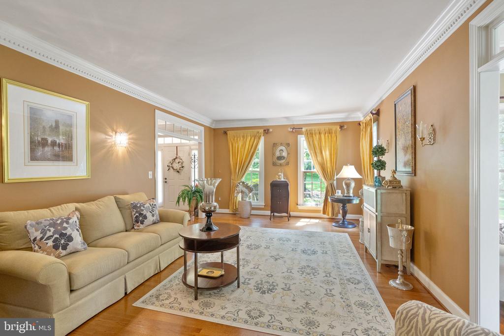 7188 KENTHURST LN, THE PLAINS, Virginia, 5 Bedrooms Bedrooms, ,4 BathroomsBathrooms,Residential,7188 KENTHURST LN,VAFQ2020798 MLS # VAFQ2020798