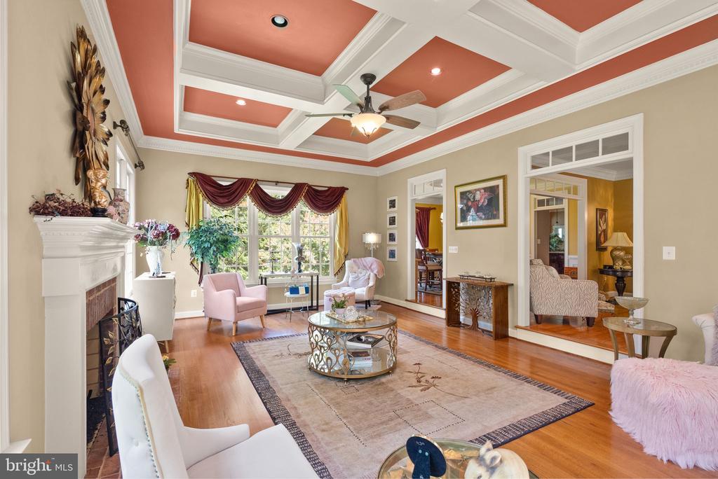 7188 KENTHURST LN, THE PLAINS, Virginia, 5 Bedrooms Bedrooms, ,4 BathroomsBathrooms,Residential,7188 KENTHURST LN,VAFQ2020798 MLS # VAFQ2020798