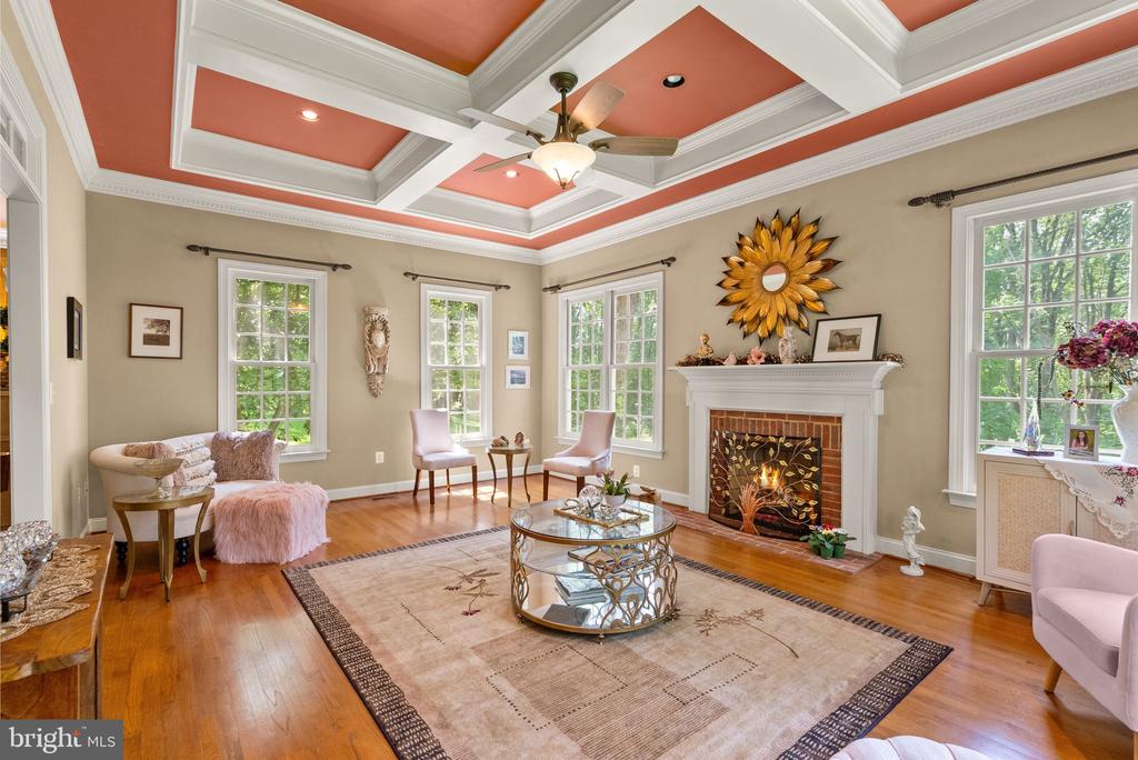 7188 KENTHURST LN, THE PLAINS, Virginia, 5 Bedrooms Bedrooms, ,4 BathroomsBathrooms,Residential,7188 KENTHURST LN,VAFQ2020798 MLS # VAFQ2020798