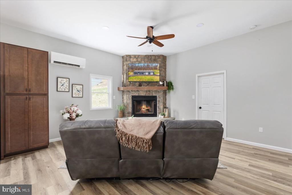 5331 MERRY OAKS RD, THE PLAINS, Virginia, 3 Bedrooms Bedrooms, ,2 BathroomsBathrooms,Residential,5331 MERRY OAKS RD,VAFQ2020964 MLS # VAFQ2020964