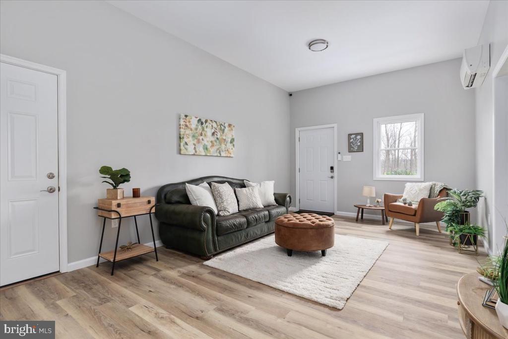 5331 MERRY OAKS RD, THE PLAINS, Virginia, 3 Bedrooms Bedrooms, ,2 BathroomsBathrooms,Residential,5331 MERRY OAKS RD,VAFQ2020964 MLS # VAFQ2020964