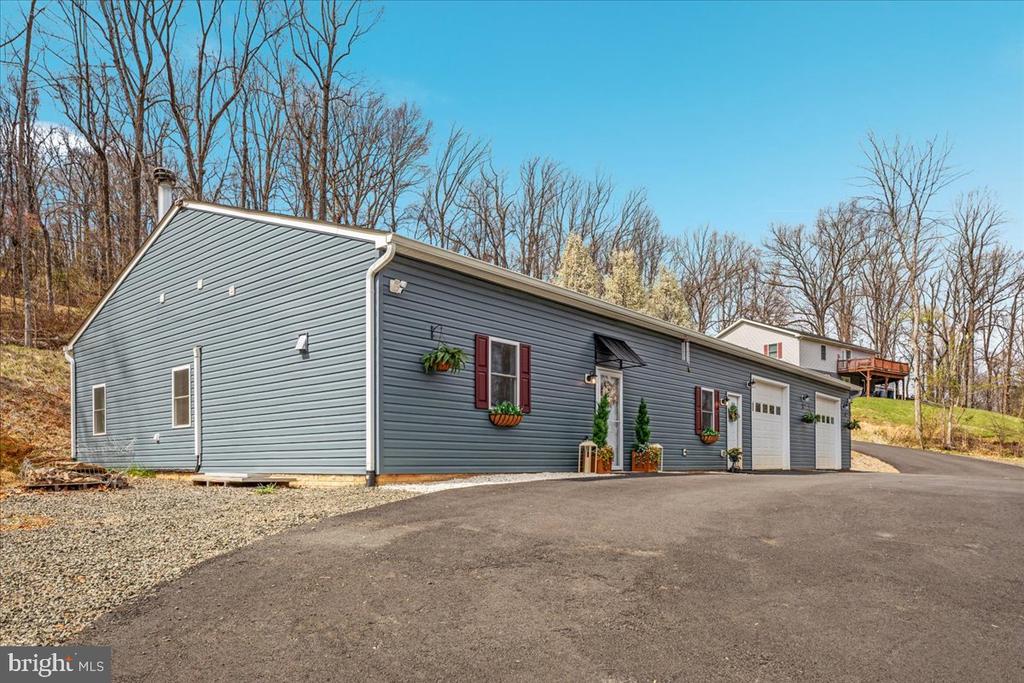 5331 MERRY OAKS RD, THE PLAINS, Virginia, 3 Bedrooms Bedrooms, ,2 BathroomsBathrooms,Residential,5331 MERRY OAKS RD,VAFQ2020964 MLS # VAFQ2020964