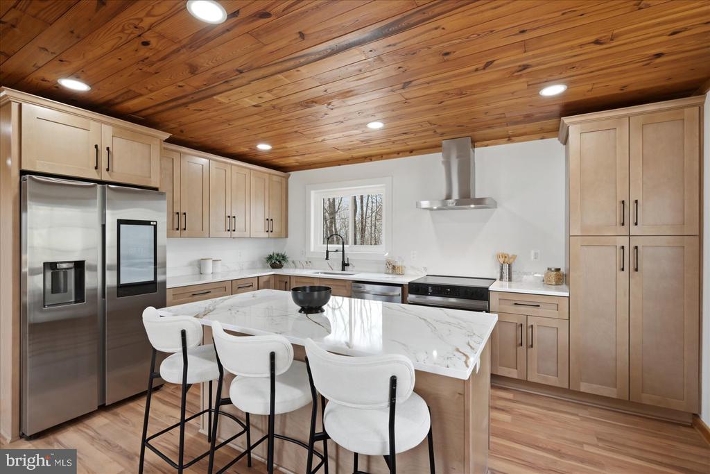 9844 TIMBER HTS, MARSHALL, Virginia, 4 Bedrooms Bedrooms, ,4 BathroomsBathrooms,Residential,9844 TIMBER HTS,VAFQ2020572 MLS # VAFQ2020572