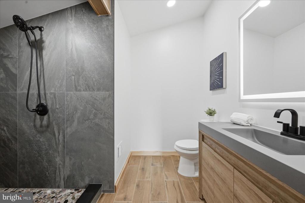 9844 TIMBER HTS, MARSHALL, Virginia, 4 Bedrooms Bedrooms, ,4 BathroomsBathrooms,Residential,9844 TIMBER HTS,VAFQ2020572 MLS # VAFQ2020572