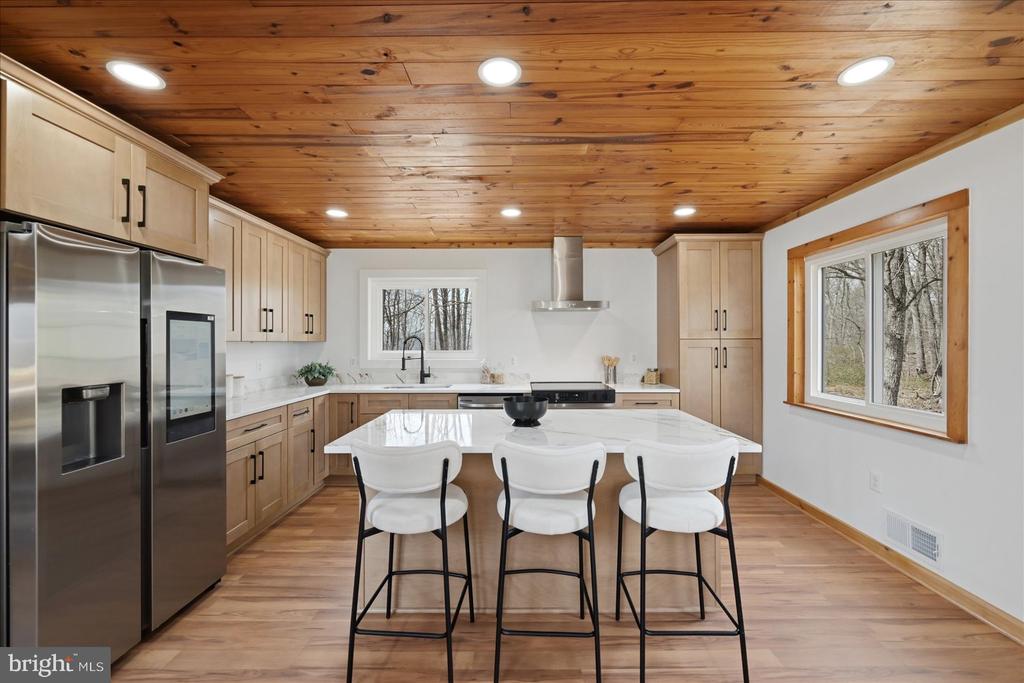 9844 TIMBER HTS, MARSHALL, Virginia, 4 Bedrooms Bedrooms, ,4 BathroomsBathrooms,Residential,9844 TIMBER HTS,VAFQ2020572 MLS # VAFQ2020572