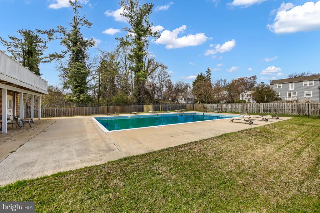 202 LEEDS CT E, WARRENTON, Virginia 20186, 3 Bedrooms Bedrooms, ,2 BathroomsBathrooms,Residential,202 LEEDS CT E,VAFQ2021002 MLS # VAFQ2021002