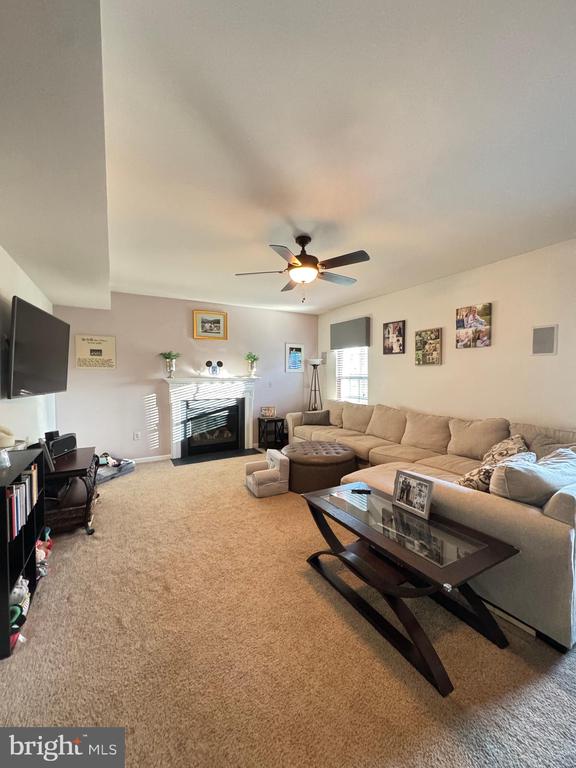 9413 BIRCH CLIFF DR, FREDERICKSBURG, Virginia 22407, 4 Bedrooms Bedrooms, ,2 BathroomsBathrooms,Residential,9413 BIRCH CLIFF DR,VASP2040240 MLS # VASP2040240