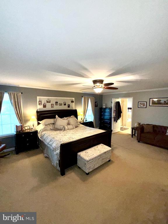 9413 BIRCH CLIFF DR, FREDERICKSBURG, Virginia 22407, 4 Bedrooms Bedrooms, ,2 BathroomsBathrooms,Residential,9413 BIRCH CLIFF DR,VASP2040240 MLS # VASP2040240