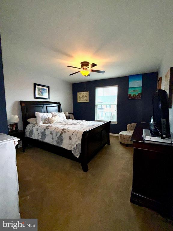 9413 BIRCH CLIFF DR, FREDERICKSBURG, Virginia 22407, 4 Bedrooms Bedrooms, ,2 BathroomsBathrooms,Residential,9413 BIRCH CLIFF DR,VASP2040240 MLS # VASP2040240