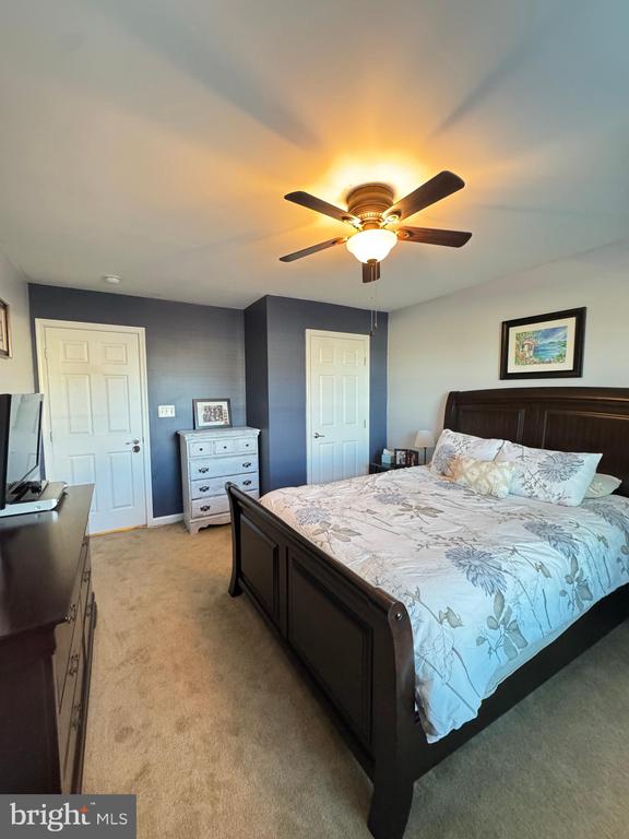 9413 BIRCH CLIFF DR, FREDERICKSBURG, Virginia 22407, 4 Bedrooms Bedrooms, ,2 BathroomsBathrooms,Residential,9413 BIRCH CLIFF DR,VASP2040240 MLS # VASP2040240