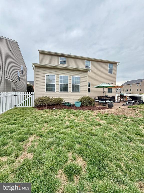 9413 BIRCH CLIFF DR, FREDERICKSBURG, Virginia 22407, 4 Bedrooms Bedrooms, ,2 BathroomsBathrooms,Residential,9413 BIRCH CLIFF DR,VASP2040240 MLS # VASP2040240