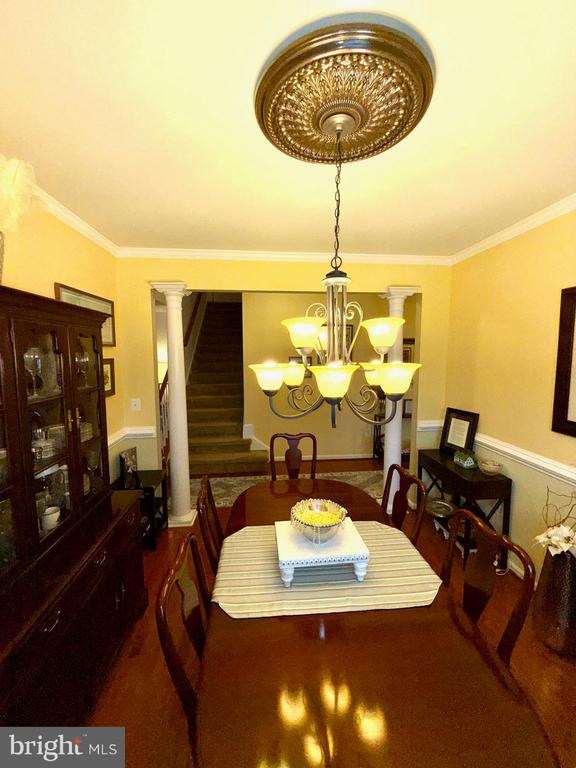 9413 BIRCH CLIFF DR, FREDERICKSBURG, Virginia 22407, 4 Bedrooms Bedrooms, ,2 BathroomsBathrooms,Residential,9413 BIRCH CLIFF DR,VASP2040240 MLS # VASP2040240