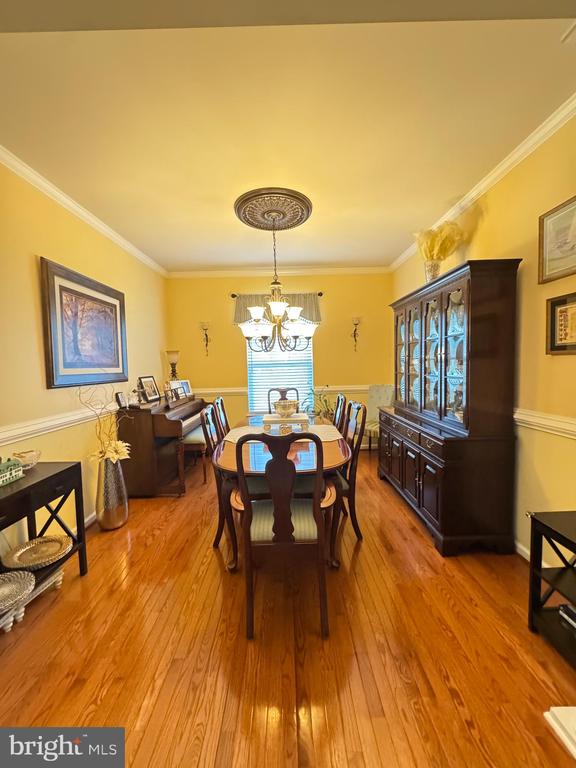 9413 BIRCH CLIFF DR, FREDERICKSBURG, Virginia 22407, 4 Bedrooms Bedrooms, ,2 BathroomsBathrooms,Residential,9413 BIRCH CLIFF DR,VASP2040240 MLS # VASP2040240