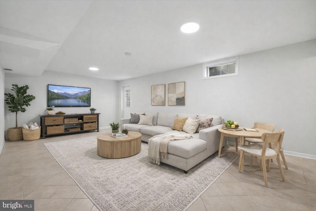 1935 SILVER STAR LN, CULPEPER, Virginia 22701, 3 Bedrooms Bedrooms, ,3 BathroomsBathrooms,Residential,1935 SILVER STAR LN,VACU2012992 MLS # VACU2012992